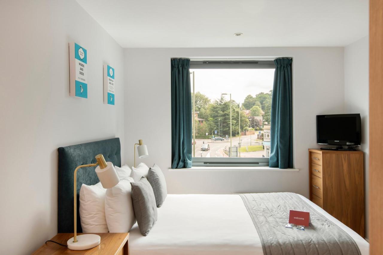 Hq Aparthotel Farnborough Farnborough  Exteriör bild