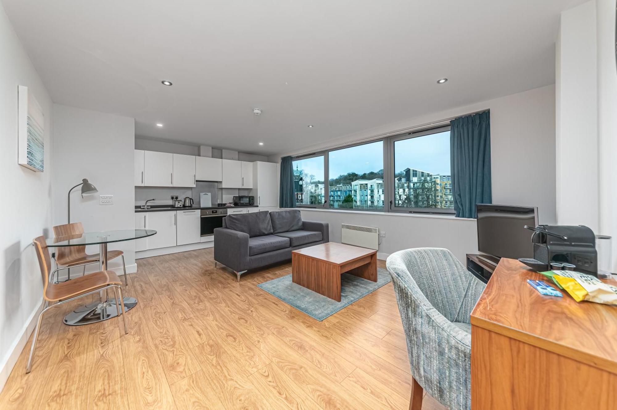 Hq Aparthotel Farnborough Farnborough  Exteriör bild